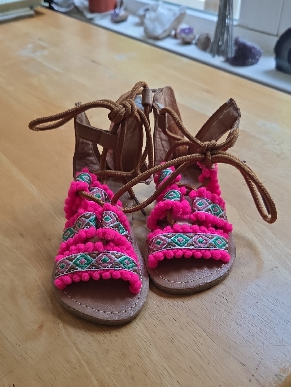Kidgets Hot Pink Pom Pom Embellished Brown Lace-Up Sandals